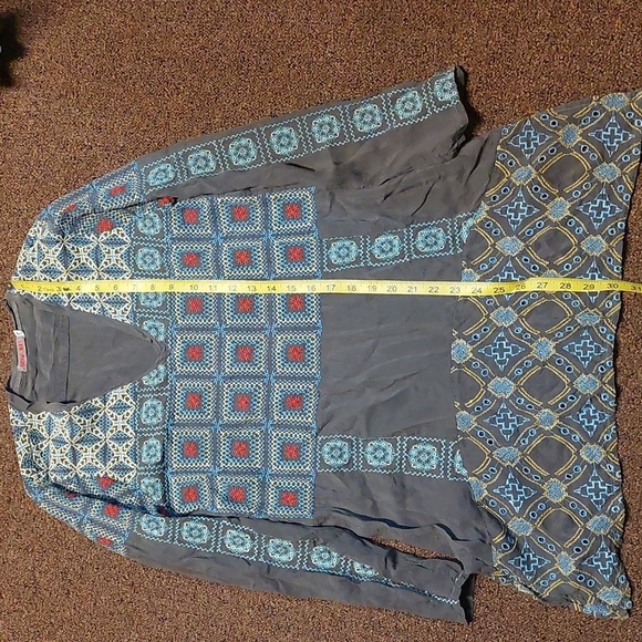 Johnny Was embroidered Tunic Top Blouse XS Cupro Rayon Bohemian - Picture 6 of 8